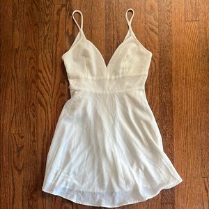 New Elegant White Windsor Cocktail Dress